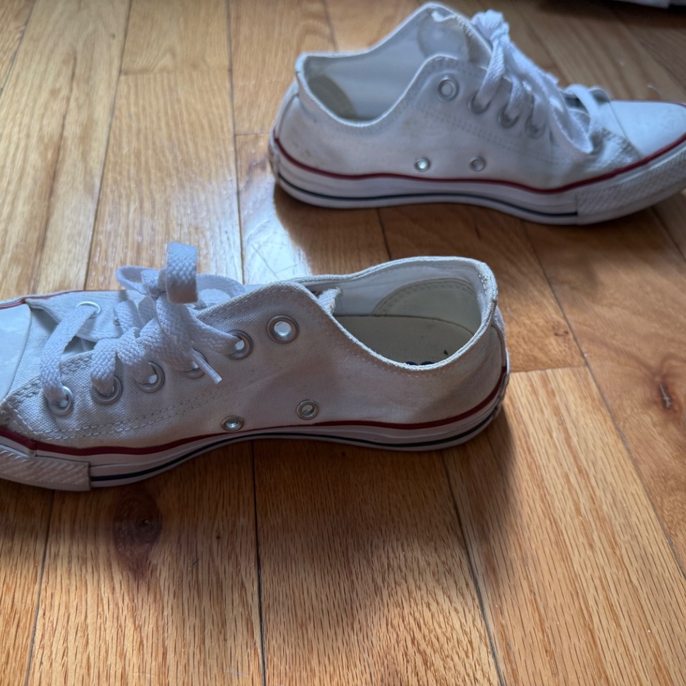White Converse - Picture 3 of 5